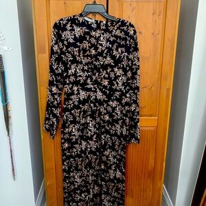Vince silk printed dress size Medium